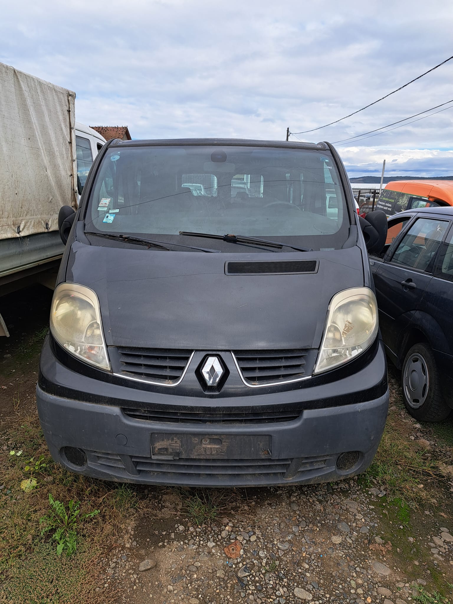 RENAULT TRAFIC 1.9dci Passanger 1ooo