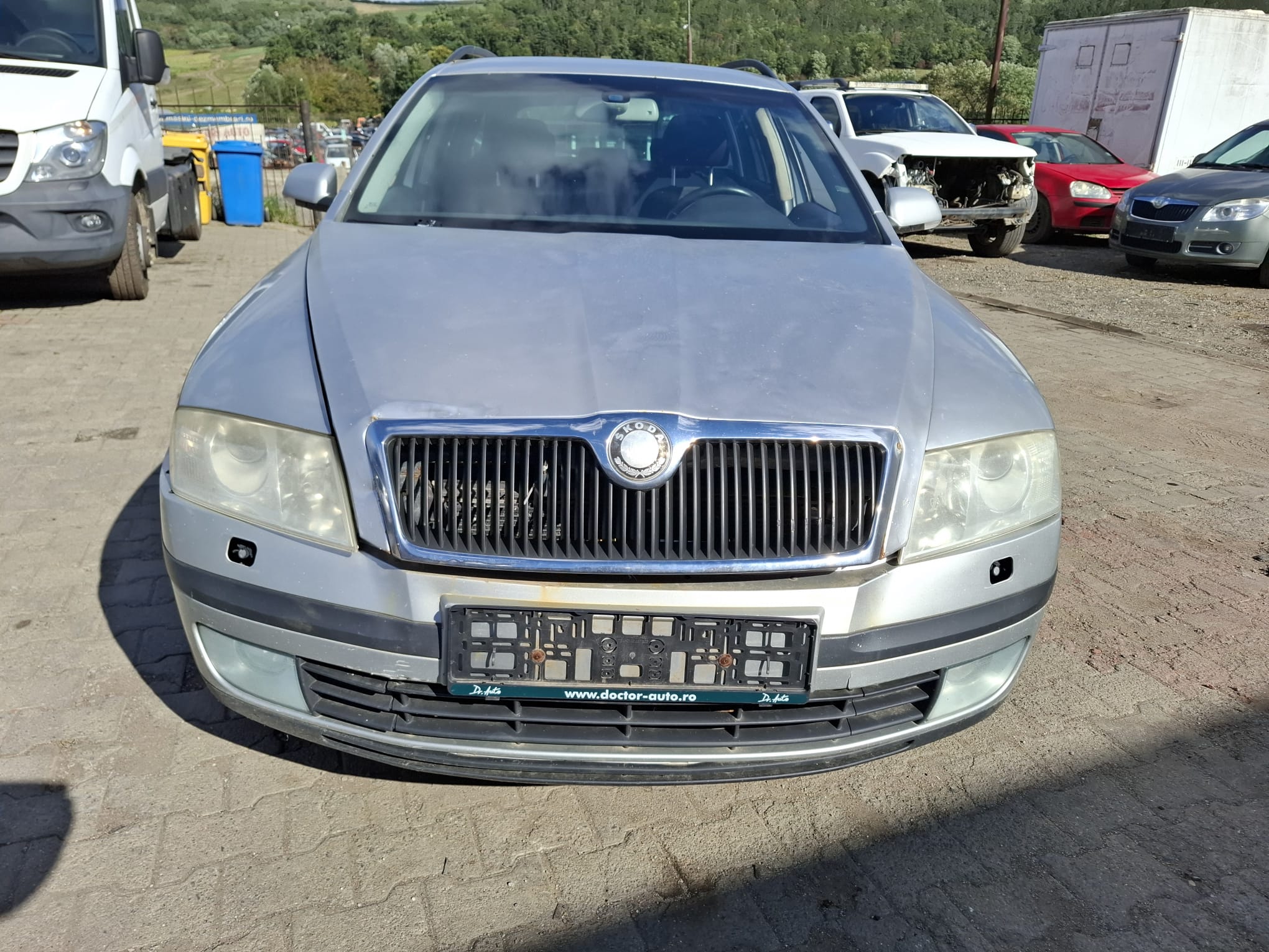 Dezmembrez Skoda Octavia 2 kombi 1.9TDi BLS