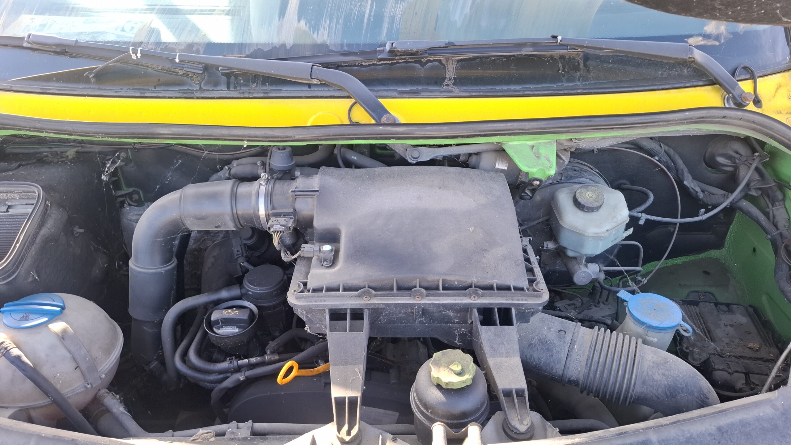 Dezmembrez VW Crafter 2.5 - imagine 3