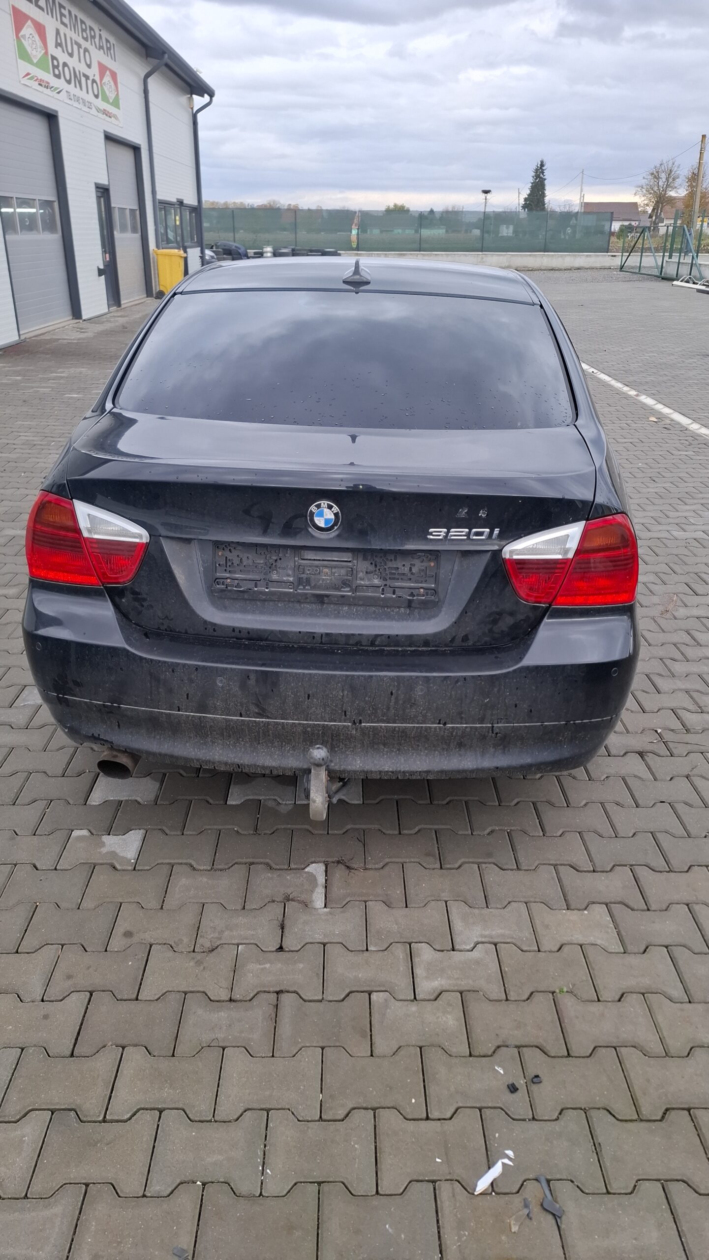 Dezmembrez BMW E90 20i - imagine 6