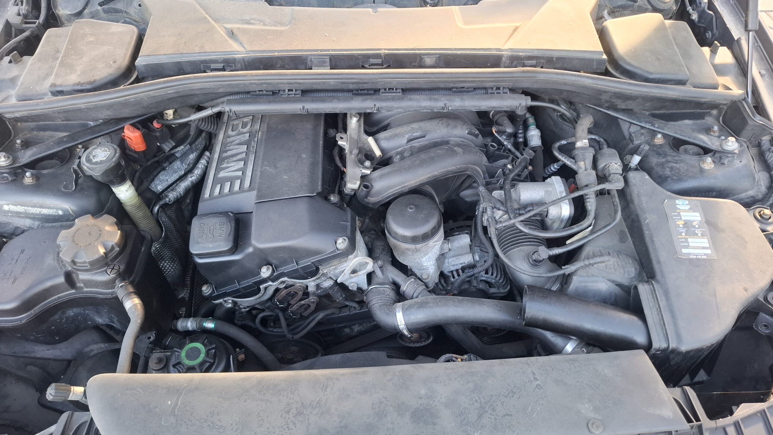 Dezmembrez BMW seria 1 - imagine 5